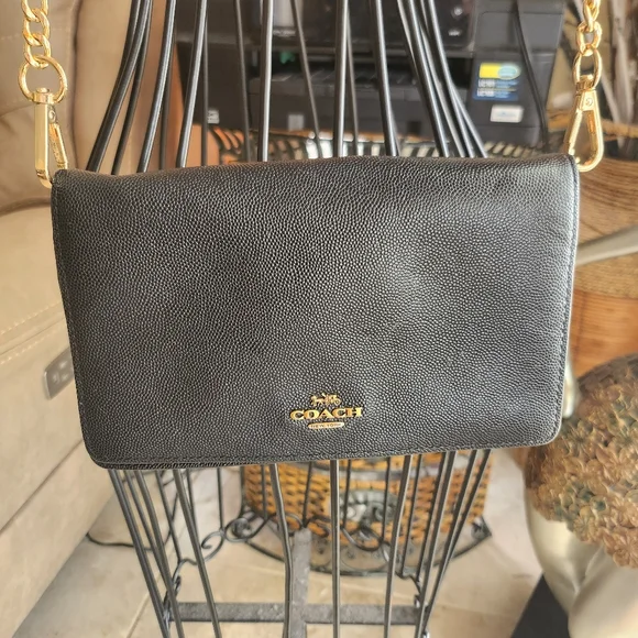 Coach Black Pebbled Leather Wristlet Clutch - Picture 1 of 9